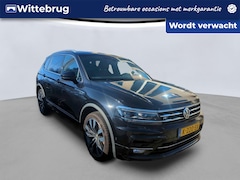 Volkswagen Tiguan Allspace - 1.5 TSI R-Line 7p. / 20"LMV / R-Line int. & ext. / Virtual Cockpit / Trekhaak