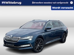 Skoda Superb Combi - 1.4 TSI iV 218 pk Laurin & Klement DSG Automaat Navigatie / Panoramadak / Lederen interieu