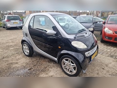 Smart City-coupé - & pure