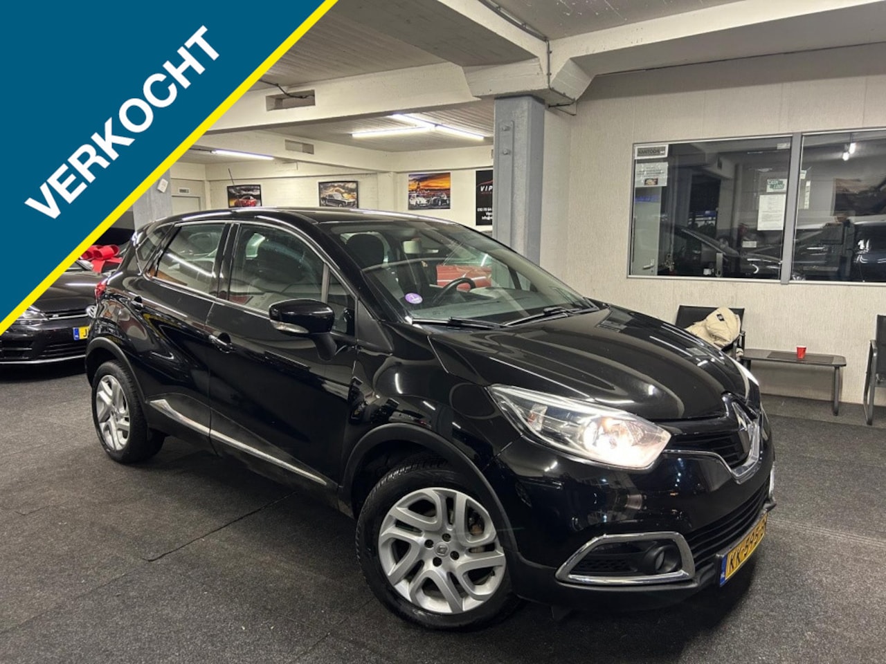 Renault Captur - 0.9 TCe Dynamique*Navigatie*Velgen2016 - AutoWereld.nl