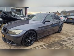 BMW 3-serie - 3201 320i Dynamic Executive