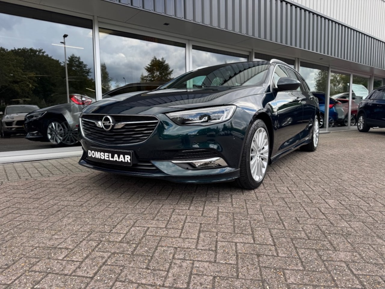 Opel Insignia - 1.5 Turbo Business Executive - AutoWereld.nl