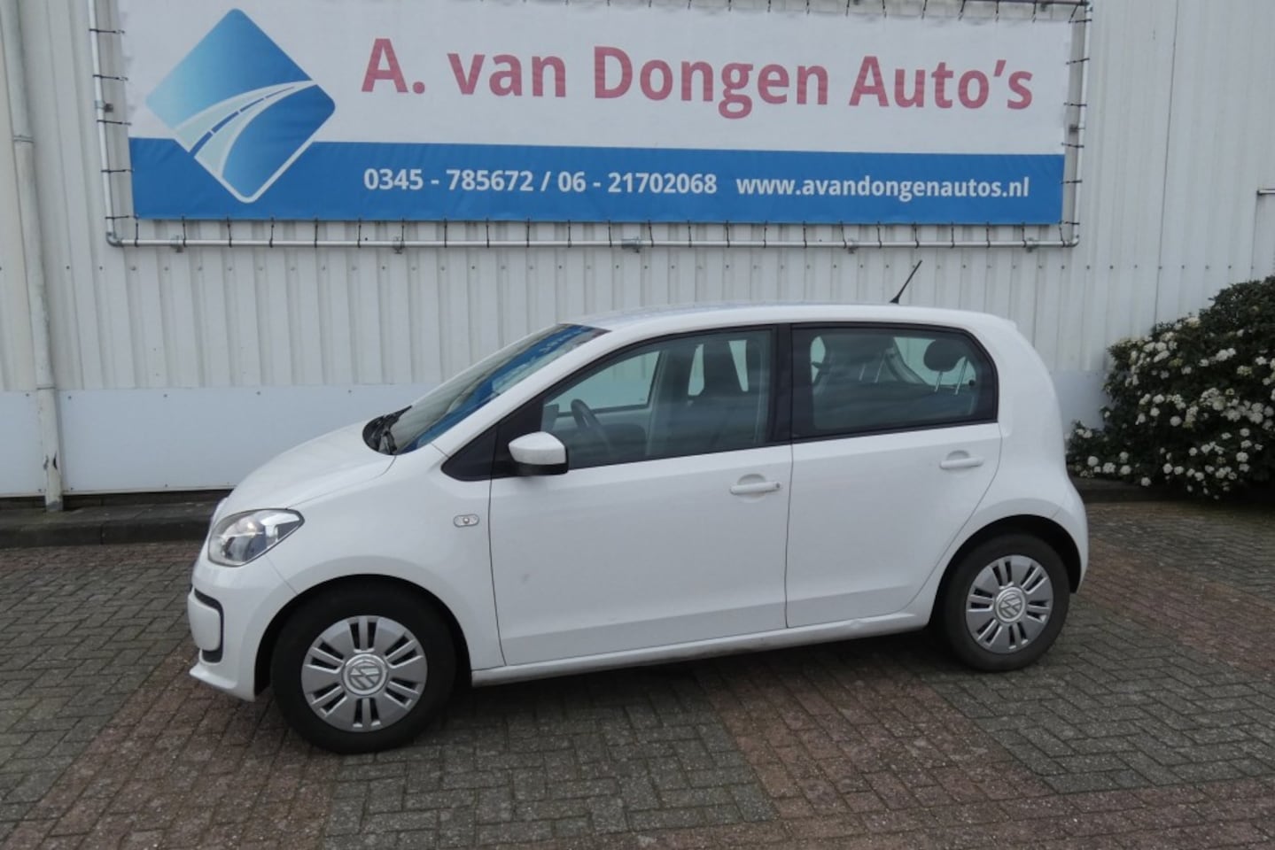 Volkswagen Up! - 1.0 MOVE UP! BLUEM.Navi,Airco,Bltooth,APK 23-1-27 - AutoWereld.nl