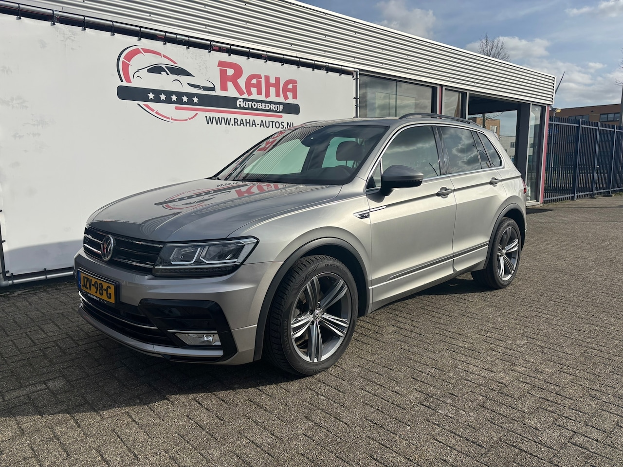 Volkswagen Tiguan - 1.5 TSI ACT Highline Business R 1.5 TSI ACT Highline Business R - AutoWereld.nl