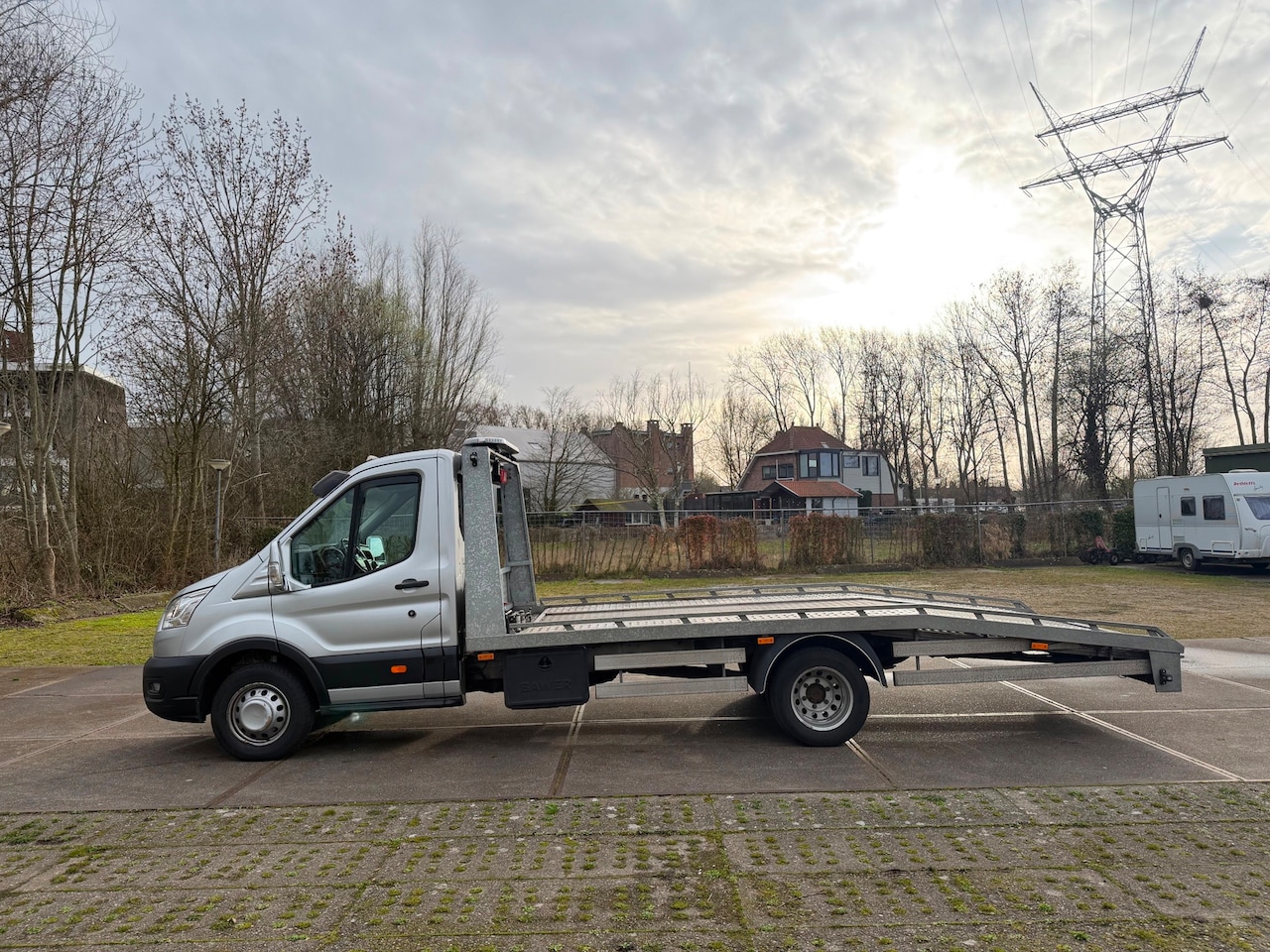 Ford Transit - Oprijwagen Ambulance Luchtvering Airco Cruise Dubbel Lucht BTW 21% - AutoWereld.nl