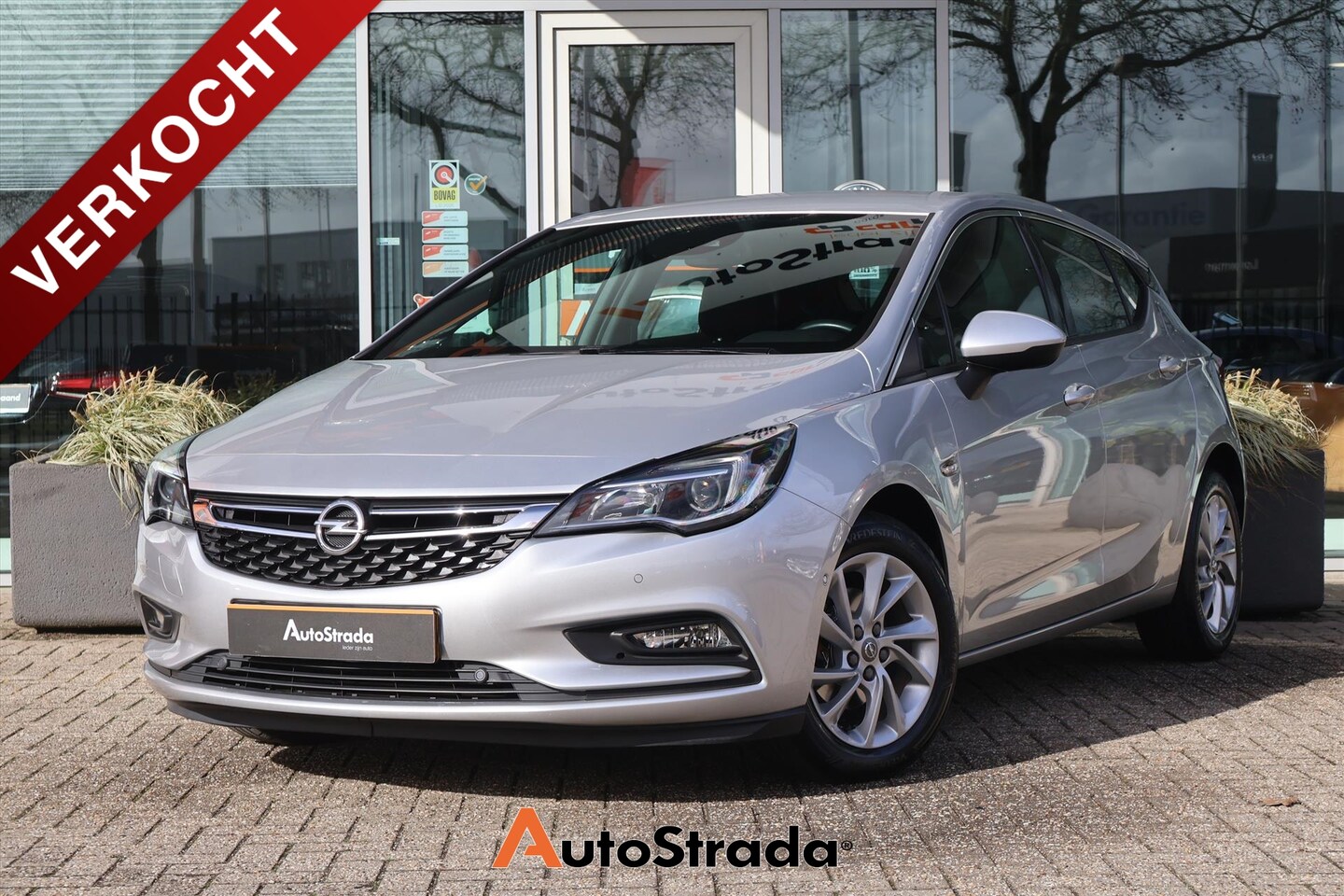 Opel Astra - 1.4 TURBO 150PK I Cruise I Navi | Carplay I Camera I Climate | Dodehoek - AutoWereld.nl