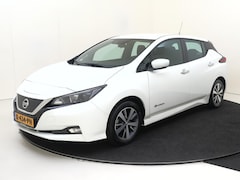 Nissan LEAF - Acenta 40 kWh | Climate Control / ECC | Licht metalen velgen 16 inch | Cruise control | Na