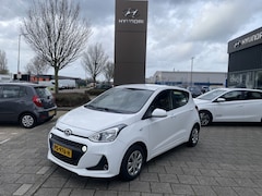 Hyundai i10 - 1.0i Comfort NAVI*RIJKLAARPRIJS