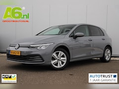 Volkswagen Golf - 1.0 TSI Life 110PK Navigatie Achteruitrijcamera Carplay Android Adaptive Cruise Sfeerverli