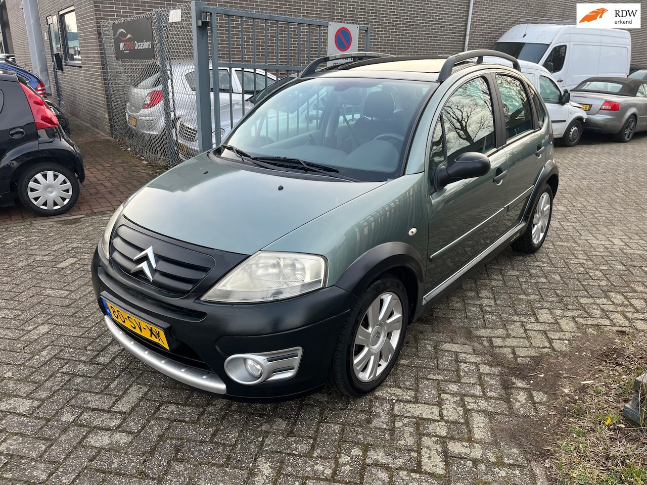 Citroën C3 - 1.6i-16V X-TR! 132 DKM NAP! AUTOMAAT! PANORAMA! - AutoWereld.nl