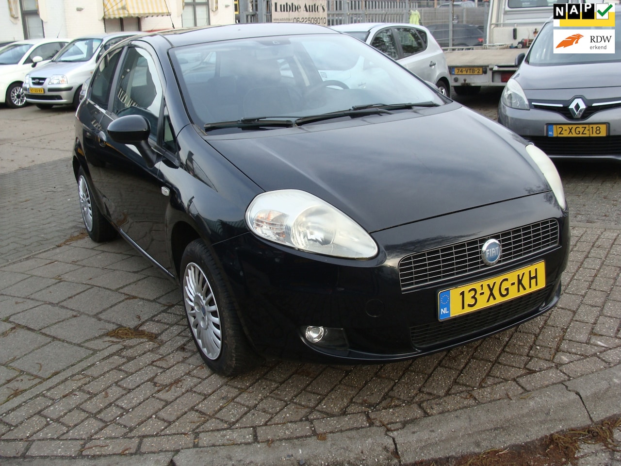 Fiat Grande Punto - 1.4 Dynamic st bekr airco elek pak nap apk - AutoWereld.nl