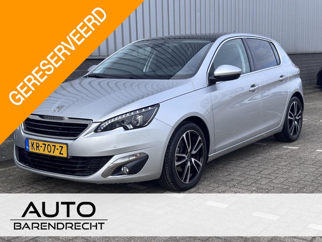 Peugeot 308 - 1.2 PureTech Allure Automaat | Panoramadak | Navigatie - AutoWereld.nl