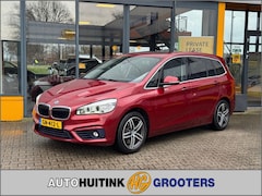 BMW 2-serie Gran Tourer - 220i Sport 192pk - leder - pan dak - headup - camera