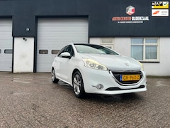 Peugeot 208 - 1.2 PureTech Allure|Pano|Led|Cruise|PDC|Nav|Airco