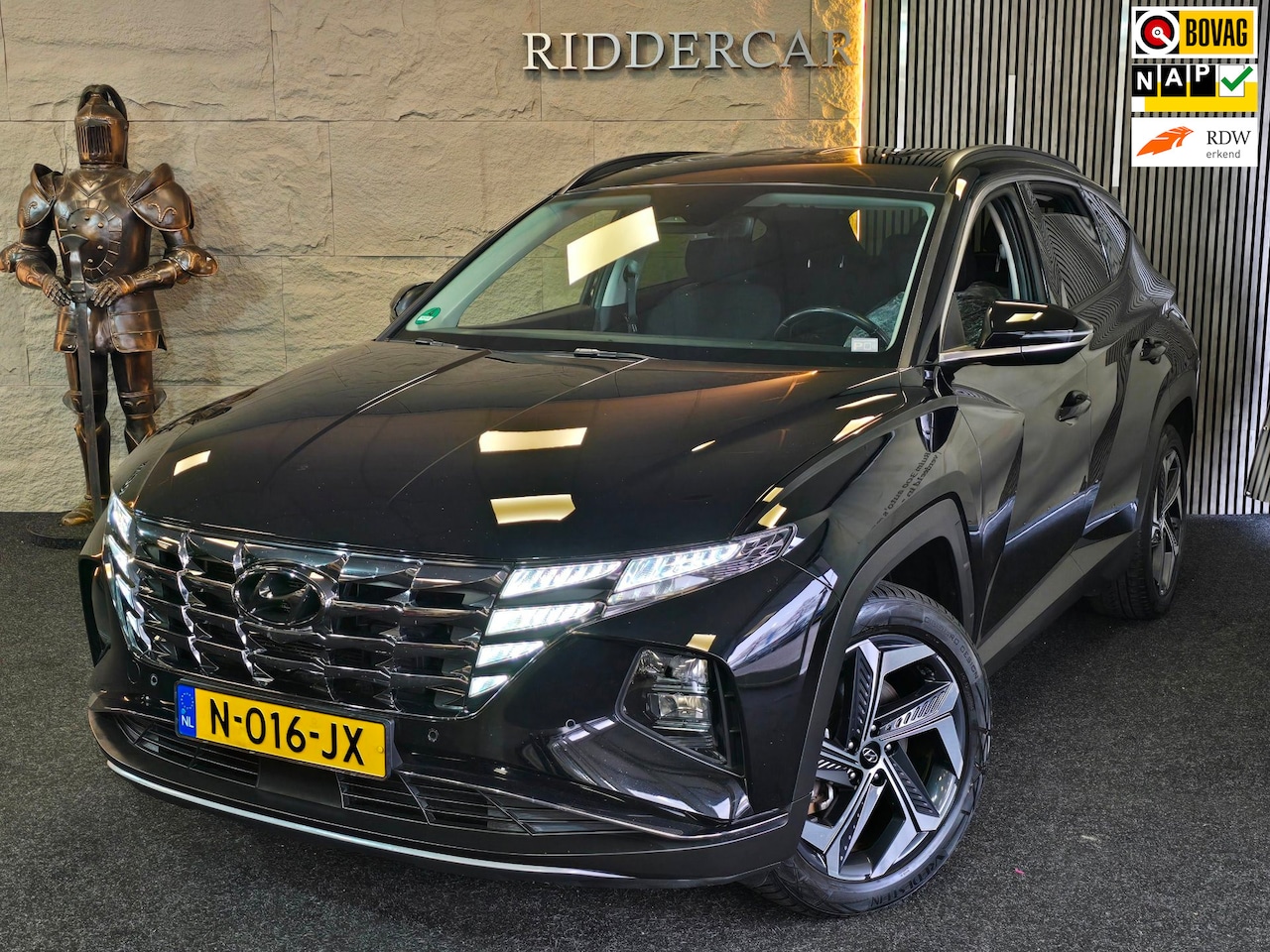 Hyundai Tucson - 1.6 T-GDI PHEV Comfort Smart 4WD|GARANTIE|NAP|1E EIG|ACC|TREKHAAK|CARPLAY - AutoWereld.nl