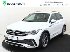 Volkswagen Tiguan - 1.4 TSI eHybrid R-Line Business | SoH 99% | Trekhaak | Parkeerassistent | Dodehoek detecti