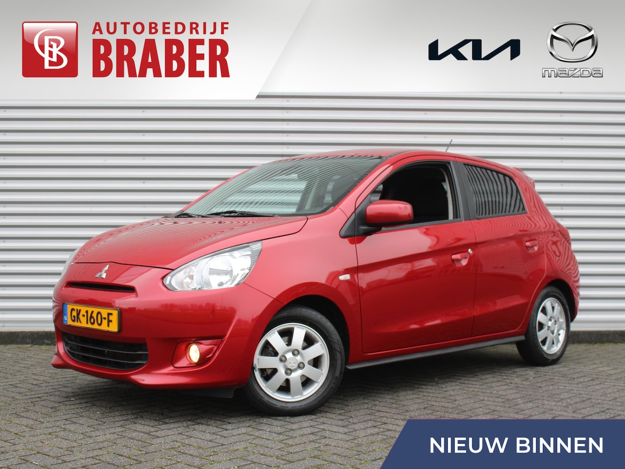 Mitsubishi Space Star - 1.0 CVT Bright | Automaat | 14" LM | Trekhaak met fietsendrager | Clima | Privacy glass | - AutoWereld.nl