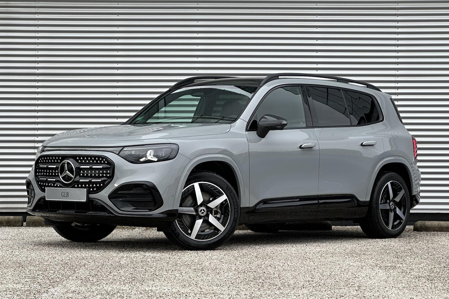 Mercedes-Benz GLB - GLB 250+ Business Solution AMG | MANUFAKTUR | Premium Plus Pakket | Nightpakket - AutoWereld.nl