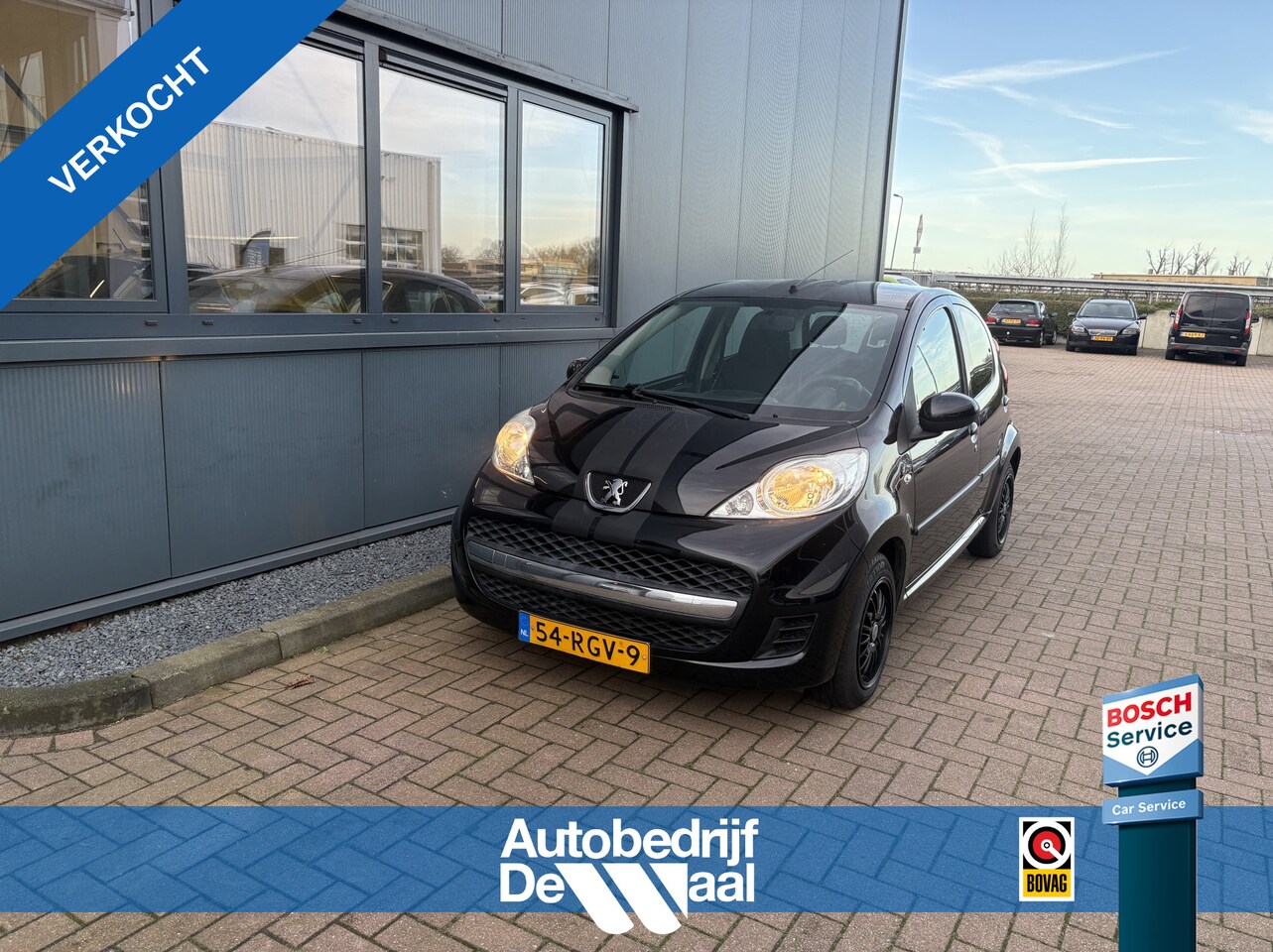 Peugeot 107 - 1.0 12v XS Premium 5-drs. AIRCO/MEDIA/SPORTVELGEN - AutoWereld.nl