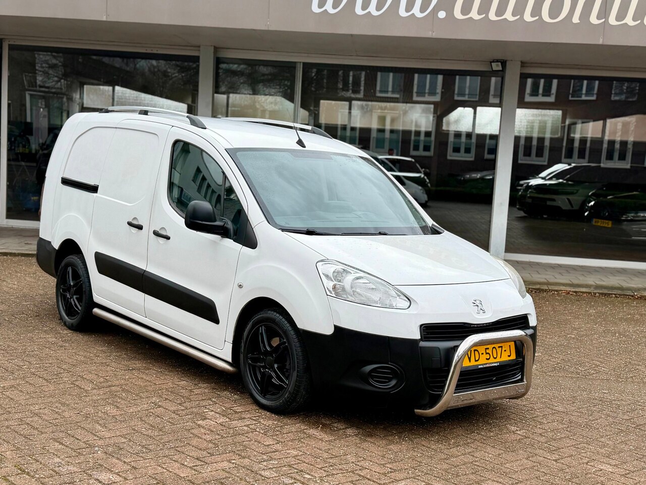 Peugeot Partner - 122 1.6 e-HDI L2 XT Profit + 2Tronic|Automaat|Nieuwe APK|Origineel NL - AutoWereld.nl
