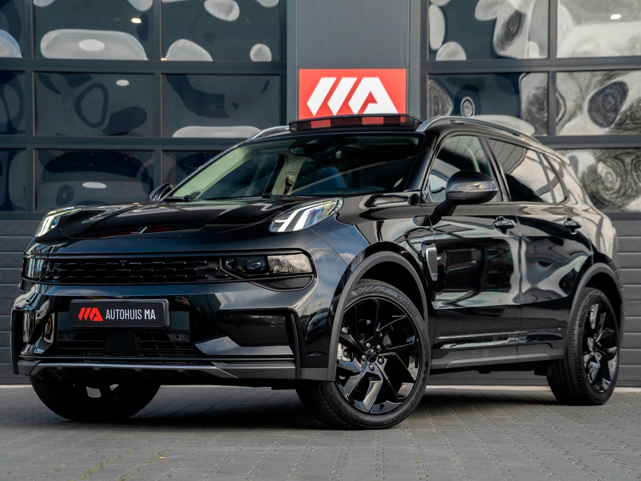 Lynk & Co 01 - 1.5 Black Edition Panoramadak|Camera|ACC|Stoelverwarming|Navi|Carplay - AutoWereld.nl