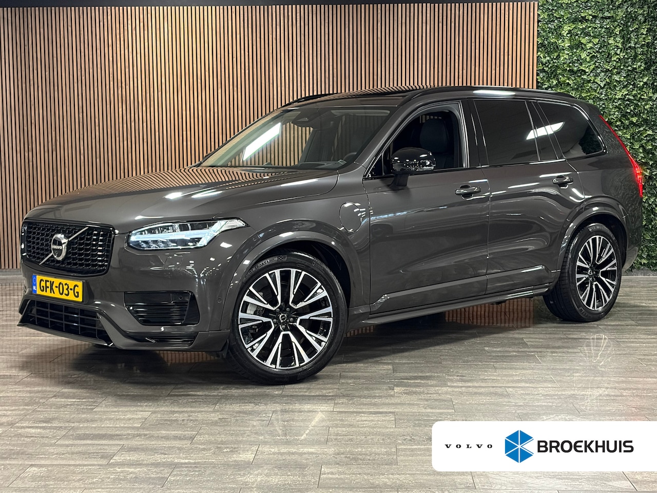 Volvo XC90 - T8 AWD Recharge Ultra Dark | Vol! | Bowers & Wilkins | Luchtvering | Stoelventilatie | Tre - AutoWereld.nl