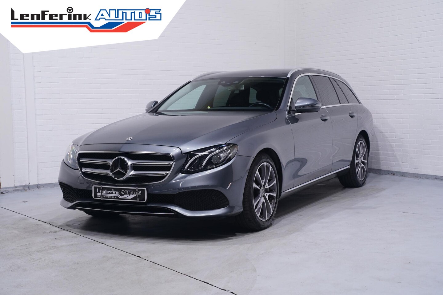 Mercedes-Benz E-klasse Estate - 350 d 4Matic Avantgarde Head up Burmester Sportstoelen Leder Stoelverwarming Camera Distro - AutoWereld.nl