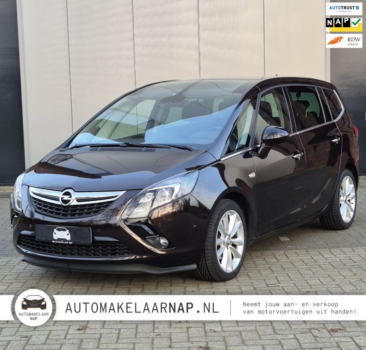 Opel Zafira Tourer - 1.4 Cosmo 7p. / Automaat / Panorama / Trekhaak / Org. NL / Lage KM-stand / - AutoWereld.nl