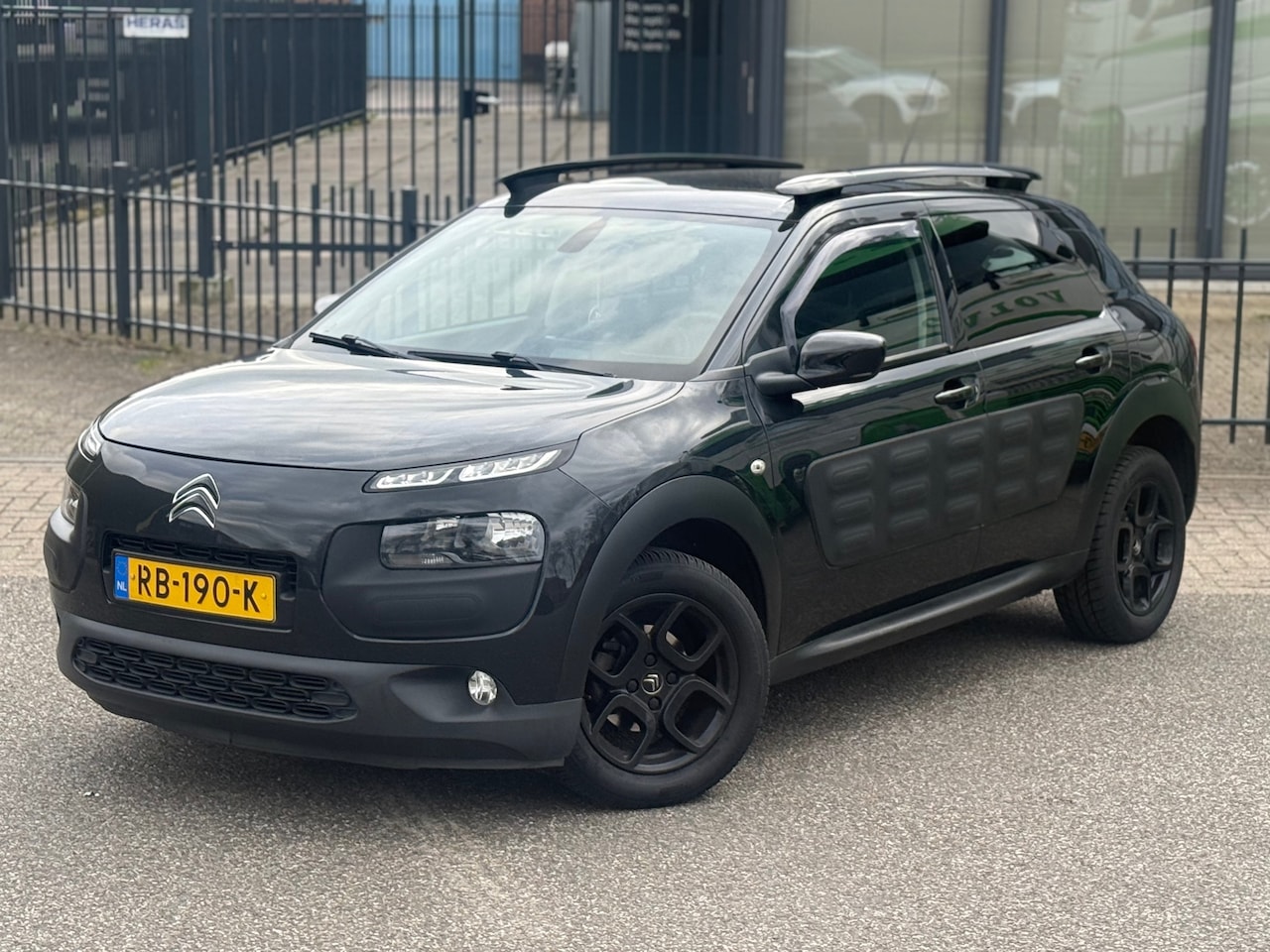Citroën C4 Cactus - 1.2 PureTech Nieuwe APK / Pano - AutoWereld.nl