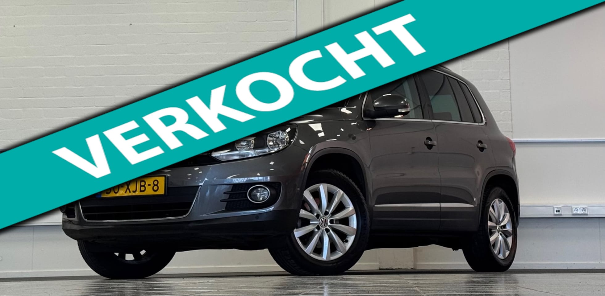 Volkswagen Tiguan - 1.4 TSI Sport&Style 2e Eigenaar 100% Onderhouden Schuif/Opendak Trekhaak Clima! - AutoWereld.nl