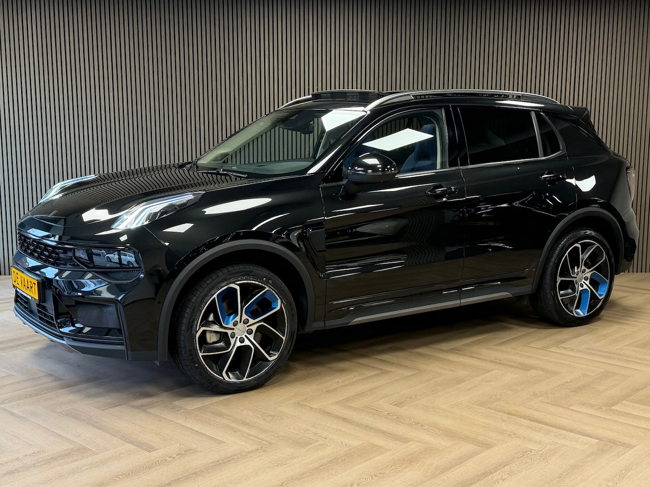 Lynk & Co 01 - 1.5 Plug in Hybride Black Edition PANODAK NAVIGATIE ACC 360CAM CARPLAY - AutoWereld.nl