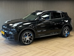 Lynk & Co 01 - 1.5 Plug in Hybride Black Edition PANODAK NAVIGATIE ACC 360CAM CARPLAY