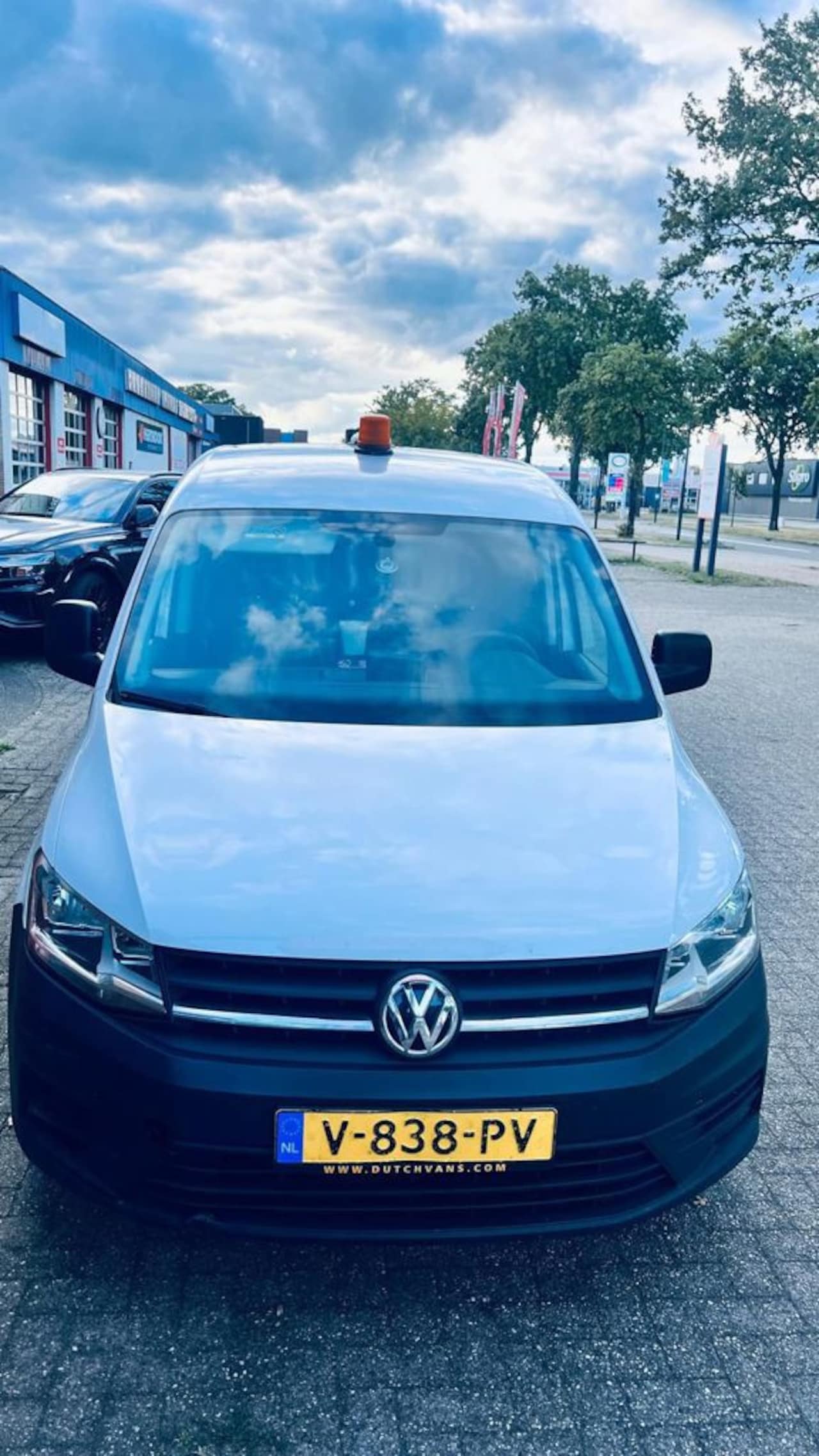 Volkswagen Caddy - 2.0 TDI L1H1 BMT Comfortline 2.0 TDI L1H1 BMT Comfortline - AutoWereld.nl