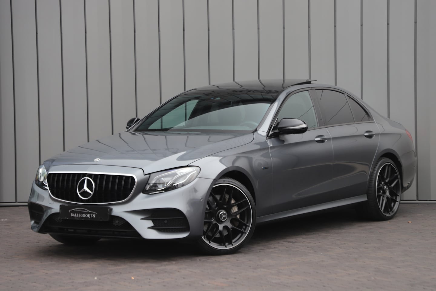 Mercedes-Benz E-klasse - 300e AMG | 320PK | Pano | Sfeerverlichting | Memory | ILS | Widescreen | Stoelverw. | Carp - AutoWereld.nl