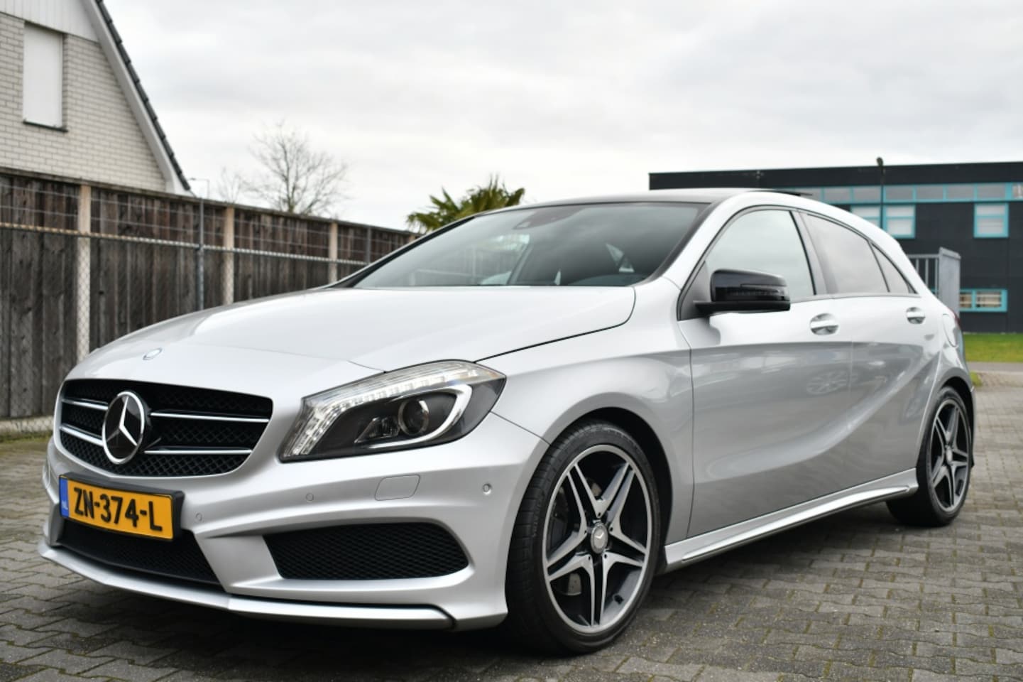 Mercedes-Benz A-klasse - 250 AMG Prestige 211PK Pano|Distronic|Blindspot - AutoWereld.nl
