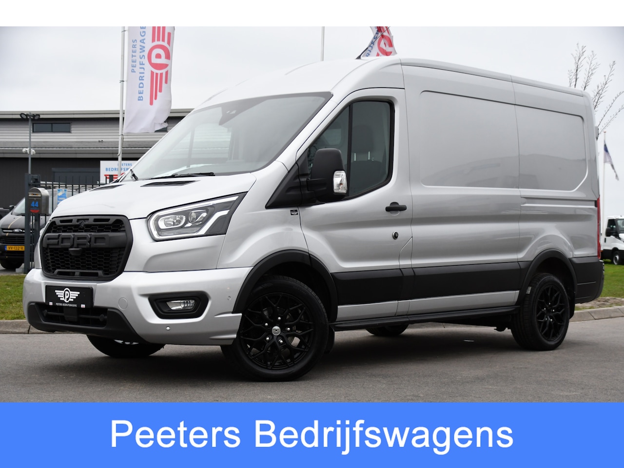 Ford Transit - 350 2.0 TDCI L2H2 Limited PB Edition Camera, Cruise, Carplay, LED, 185pk, Automaat, Sensor - AutoWereld.nl