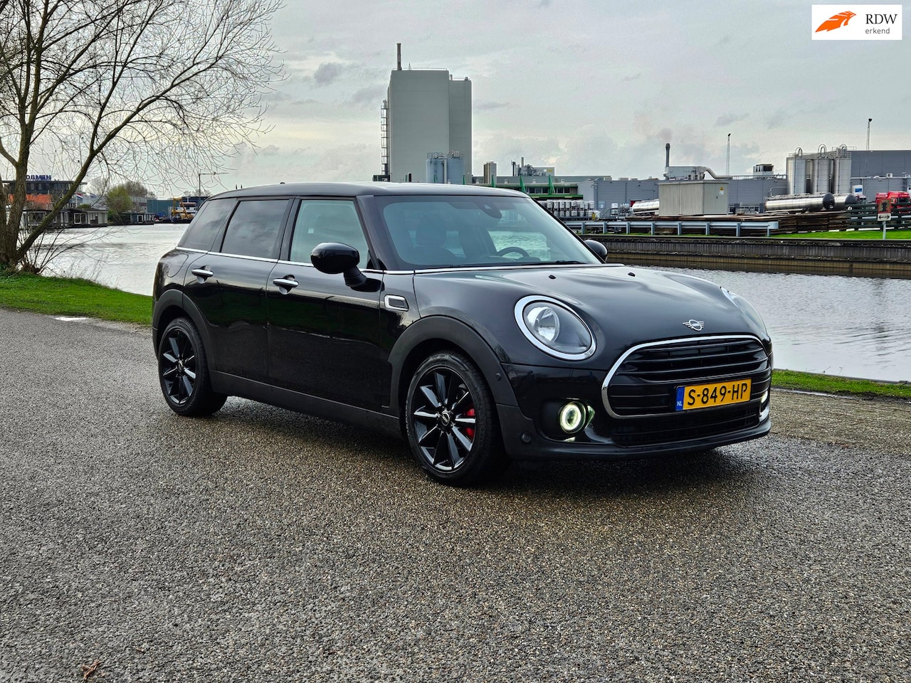 MINI Clubman - 1.5 One D Business Edition Mini 1.5 One D Business Edition - AutoWereld.nl