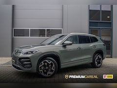 Volkswagen Tayron - 1.5 eHybrid |R-Line Edition | Panoramadak |272PK | Cipressino Green