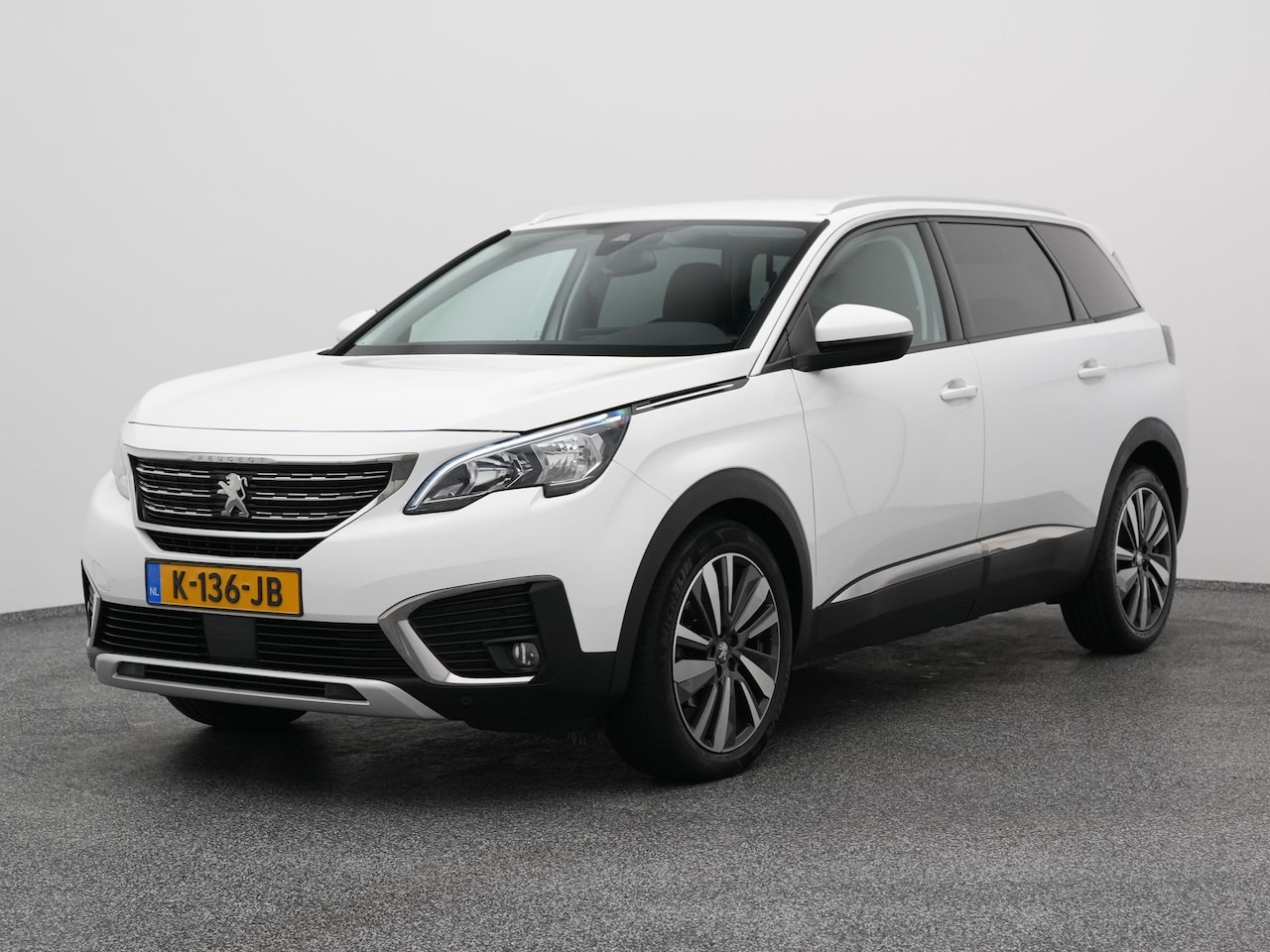 Peugeot 5008 - 1.2 PureTech 130 PK Automaat Blue Lease Premium Avantage | CRUISE | CARPLAY - AutoWereld.nl