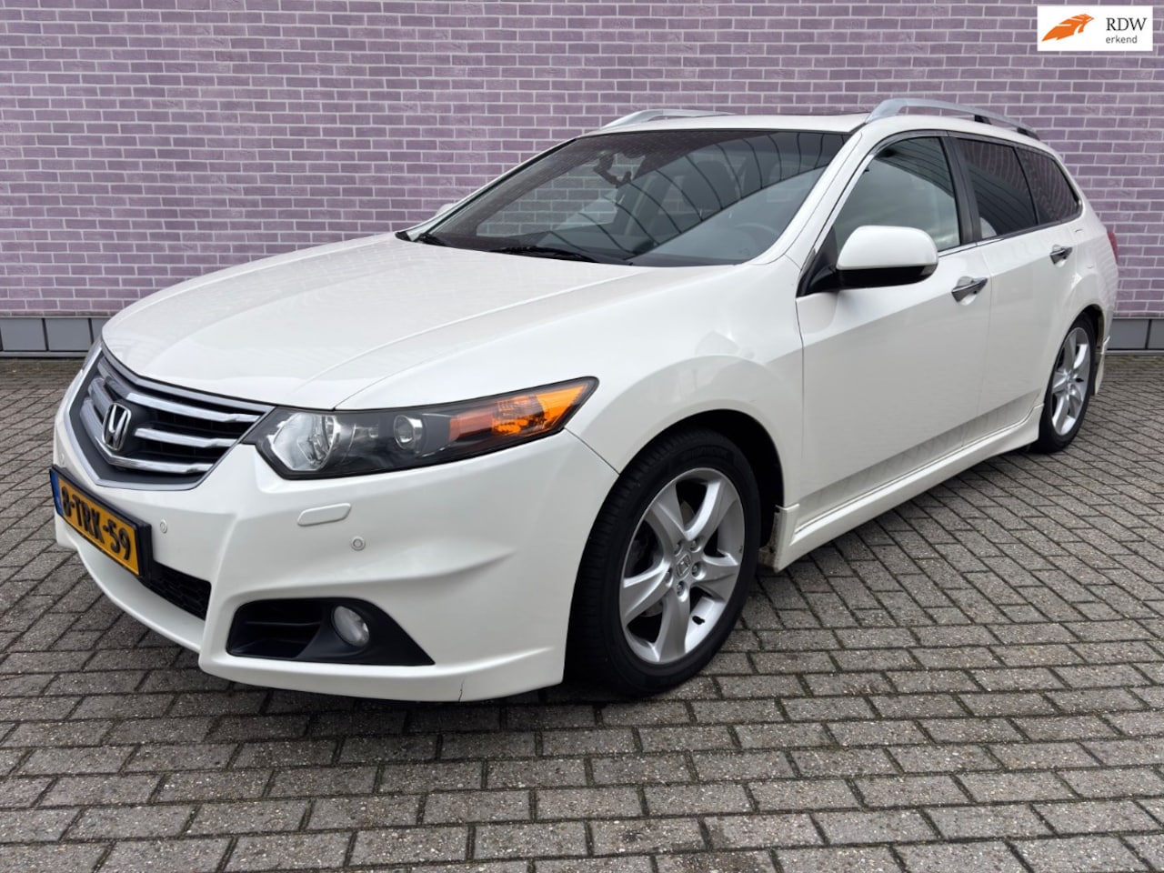 Honda Accord Tourer - 2.0i AUTOMAAT/LPG/G3/LEER/PDC/SCHUIFDAK! - AutoWereld.nl