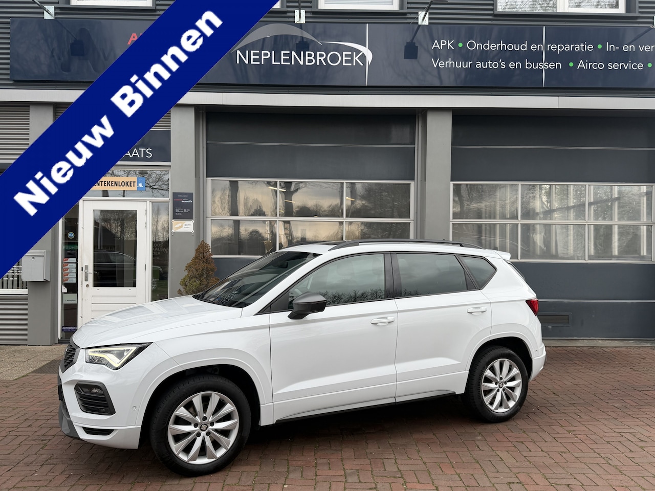 SEAT Ateca - 1.5 TSI FR Business Intense | LED | Pano | Clima | Navi | Trekhaak |  10-2020 154.709 KM - AutoWereld.nl