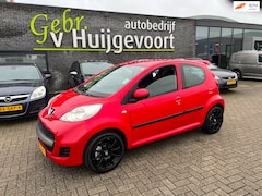 Peugeot 107 - 1.0-12V XR