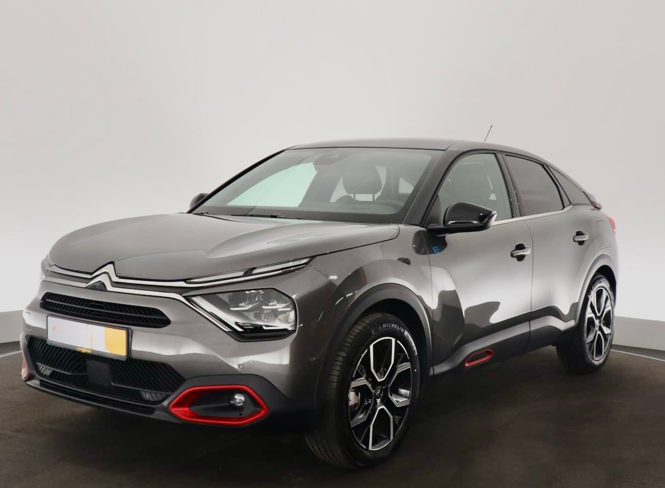 Citroën Ë-C4 - Shine Pack Business 360 Cam Panoramadak - AutoWereld.nl