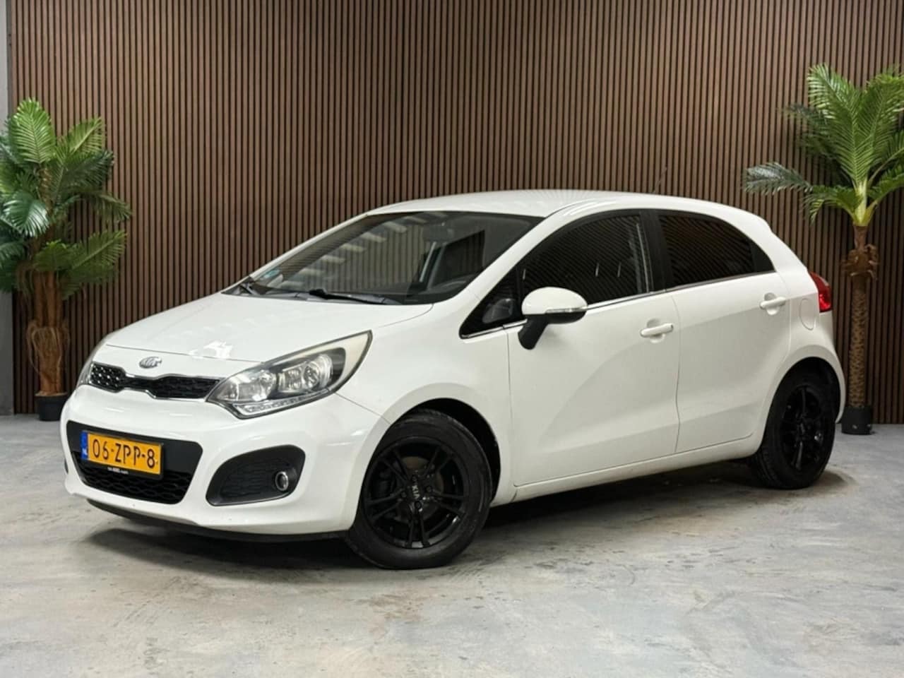 Kia Rio - 1.2 CVVT Design Ed. - AutoWereld.nl