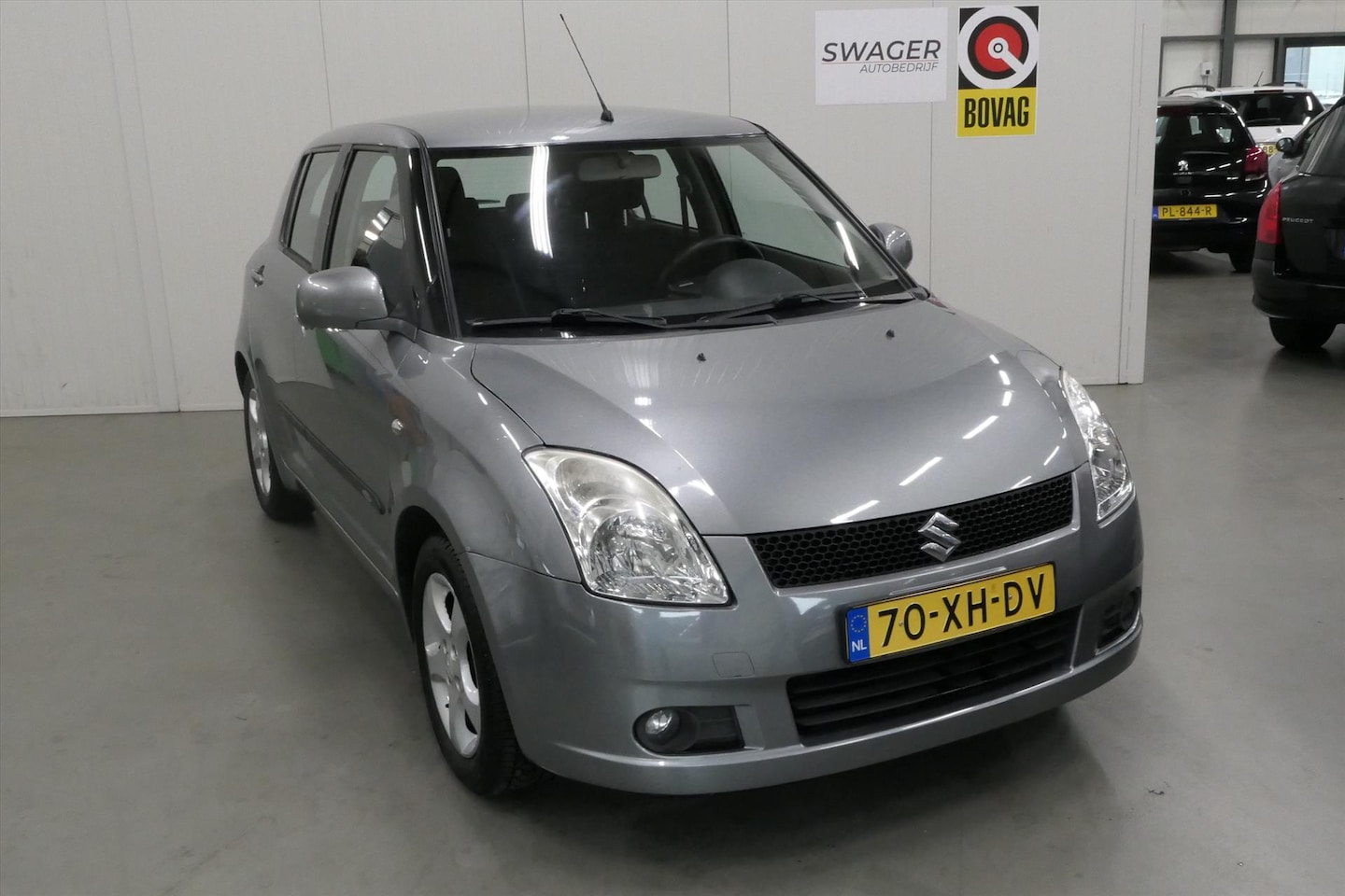 Suzuki Swift - 1.3 5D automaat Exclusive (Goed onderhouden&Trekhaak) - AutoWereld.nl