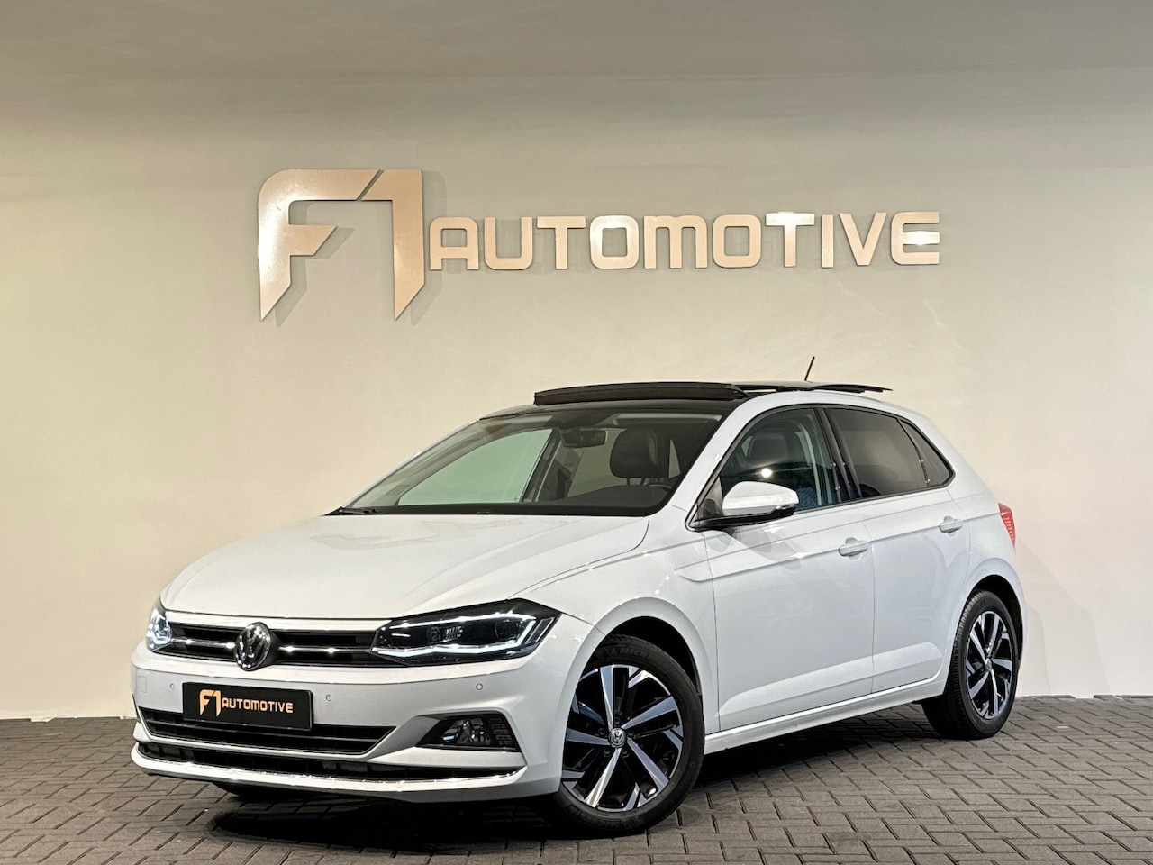 Volkswagen Polo - 1.0 TSI Pano|Keyless|CarPlay|ACC|Sfeer|Virtual - AutoWereld.nl