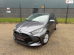Toyota Yaris - 1.5 Hybrid Dynamic *AUTOMAAT-NAVI-9.000KM