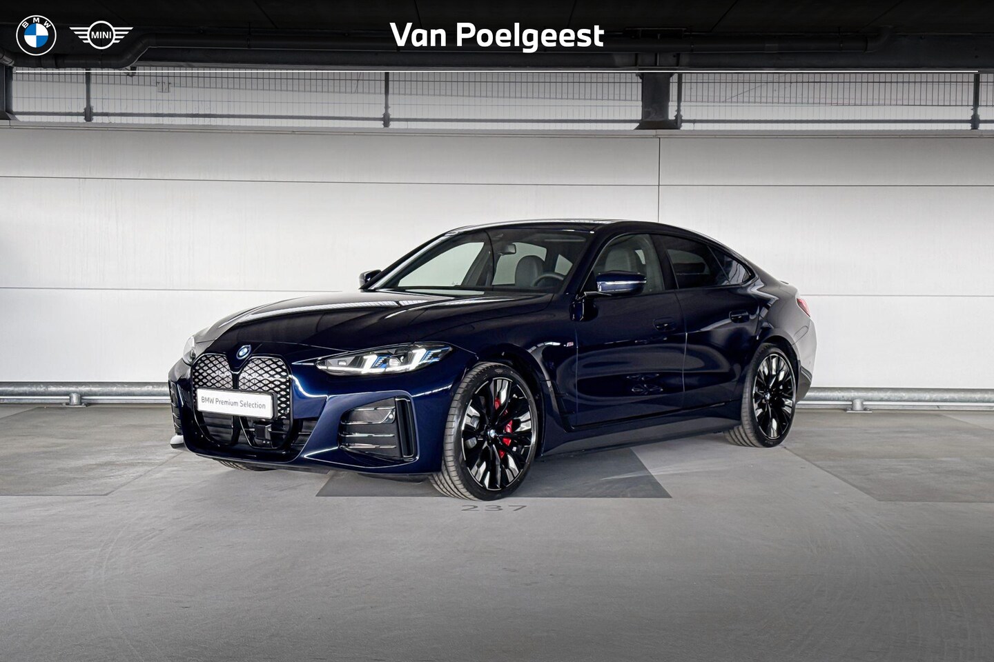 BMW i4 - eDrive35 M Sport Edition | M Sport Pro | Comfort Pack | 20" BMW Individual Aerodynamisch S - AutoWereld.nl
