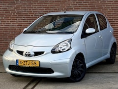 Toyota Aygo - 1.0-12V