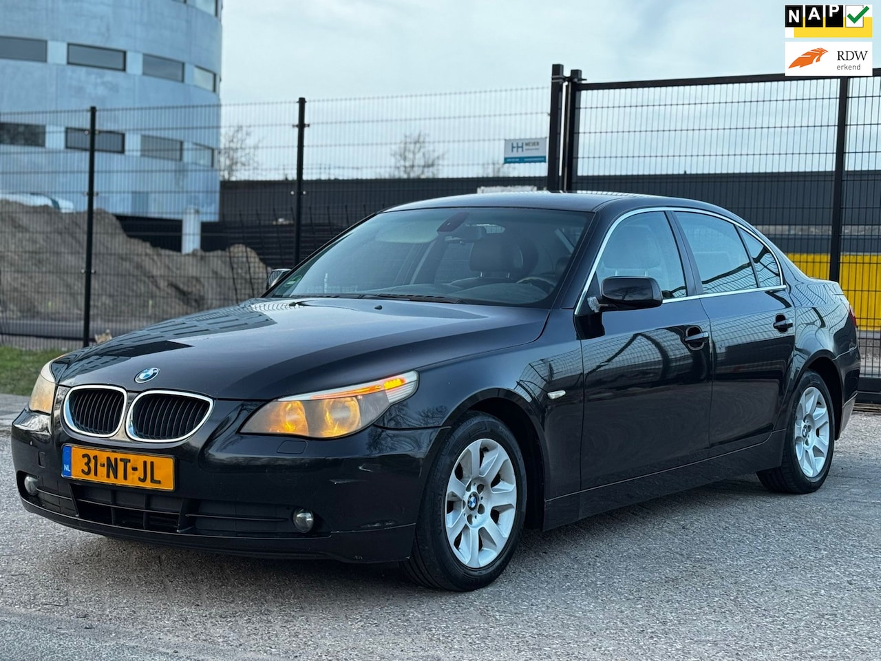 BMW 5-serie - 520i 520i - AutoWereld.nl